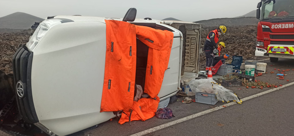 Herido El Conductor De Un Veh culo Que Volc En Mancha Blanca Diario 